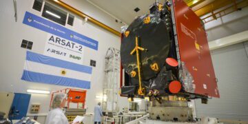 Empresa china firma acuerdo para uso de servicios del satélite geoestacionario Arsat-2