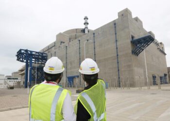 Comenzó la operación comercial del reactor nuclear chino Hualong One