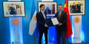 Histórico acuerdo entre Banco Nación y la compañía reaseguradora más grande de China