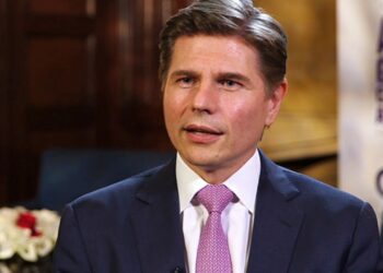 Un argentino estará al frente de la Bolsa de Hong Kong