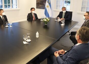 El Presidente recibió a empresarios chinos para acordar nuevas inversiones