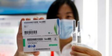 China producirá 60 millones de dosis de la vacuna rusa