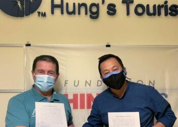 Asociación Argentina de Instructores de Esquí firma convenio para trabajar en China