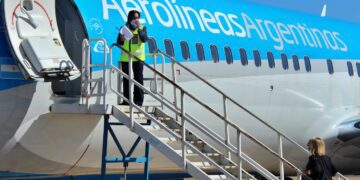 Aerolíneas Argentinas se prepara para traer 8 millones de vacunas Sinopharm