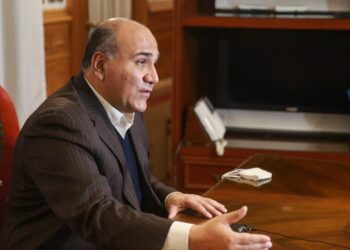 Tucumán busca financiamiento chino para obras de infraestructura