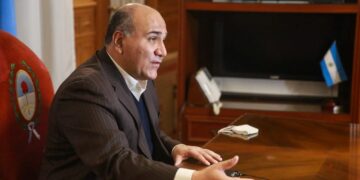 Tucumán busca financiamiento chino para obras de infraestructura