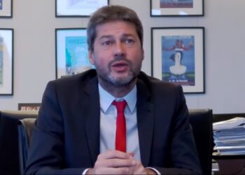 Crearán una Academia Internacional de Fútbol China-Argentina