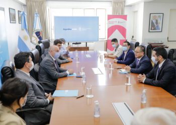 Adquieren repuestos para el mantenimiento de trenes argentinos