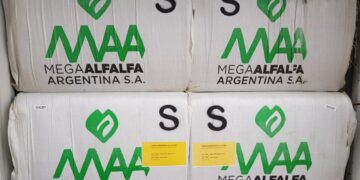 Histórica exportación de alfalfa a China