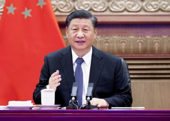 “Seguir adelante con confianza y determinación”