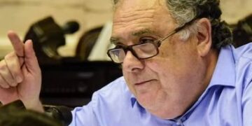 Eduardo Valdés desafió a Macri por sus negocios con China