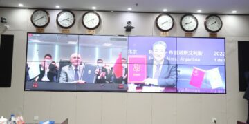 Argentina firmó el contrato para la construcción de Atucha III