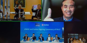 Una empresa china fabricará baterías de litio en Jujuy