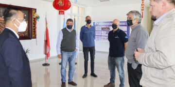 Filmus visitó la Estación de Espacio Profundo de Neuquén