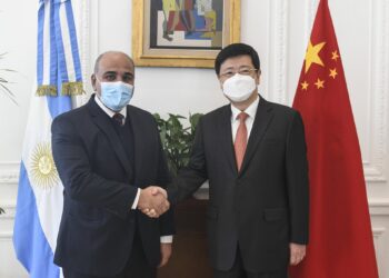 Juan Manzur se reunió con el Embajador de China en Argentina