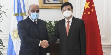 Juan Manzur se reunió con el Embajador de China en Argentina