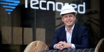 Huawei y Tecnored amplían redes de fibra óptica