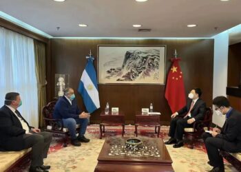 Zou Xiaoli se reunió con el Secretario General de la CGT