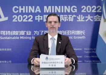 Embajador argentino destacó el potencial de la energía y la minería