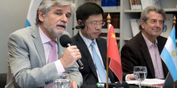 Presentan proyectos binacionales en Ciencias Sociales