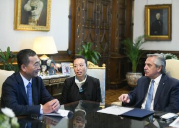 Argentina recibirá nuevas inversiones chinas en sus ferrocarriles