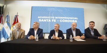 Una firma china podría participar en el acueducto del Paraná