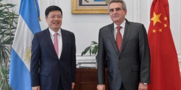 Zou Xiaoli se reunió con funcionarios argentinos