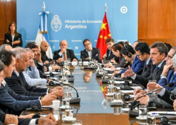 Argentina pagará importaciones en yuanes