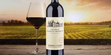 Llega al país el primer vino importado de China