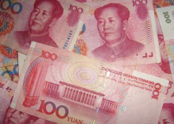 Ahora Bolivia también comercia en yuanes con China