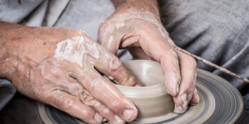 Invitación para ceramistas argentinos quieran exponer en China