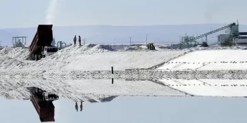 Empresa china fabricará insumos para el litio en Jujuy