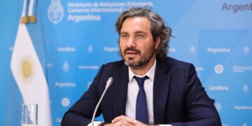 Cafiero defendió el ingreso a los BRICS