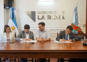 La Rioja implementará un programa de pasantías con Huawei