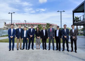 Embajador chino visito el Parque de Innovación de CABA