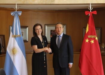 Mondino reafirmó “el principio de una sola China”