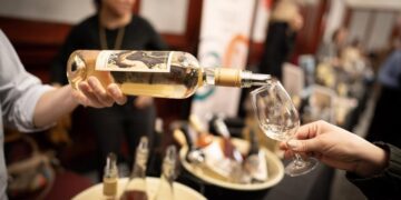 Bodegas argentinas de vinos orgánicos celebran 10ª Feria con China