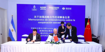 Catamarca firmó en China un convenio para el desarrollo de la minería