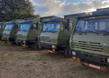 Importan camiones de China para el ejército argentino