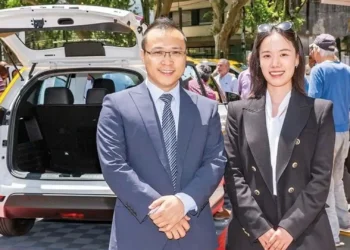 Directivos una automotriz china recorren la Argentina