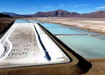 Con inversiones chinas Salta potencia producción de litio