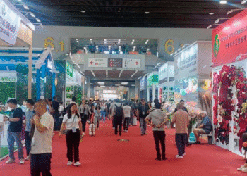 La feria de Cantón recibe a miles de argentinos