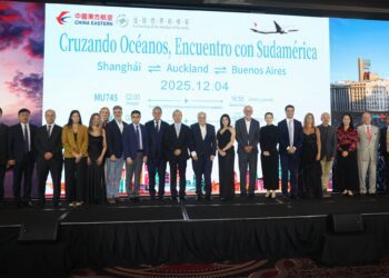 Comenzó a operar el vuelo que une Buenos Aires con Shanghái