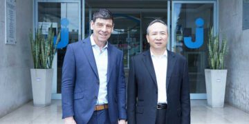 El Embajador de China en Argentina visitó la UNAJ