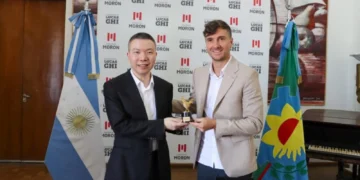 Morón recibió a empresarios de Fujian